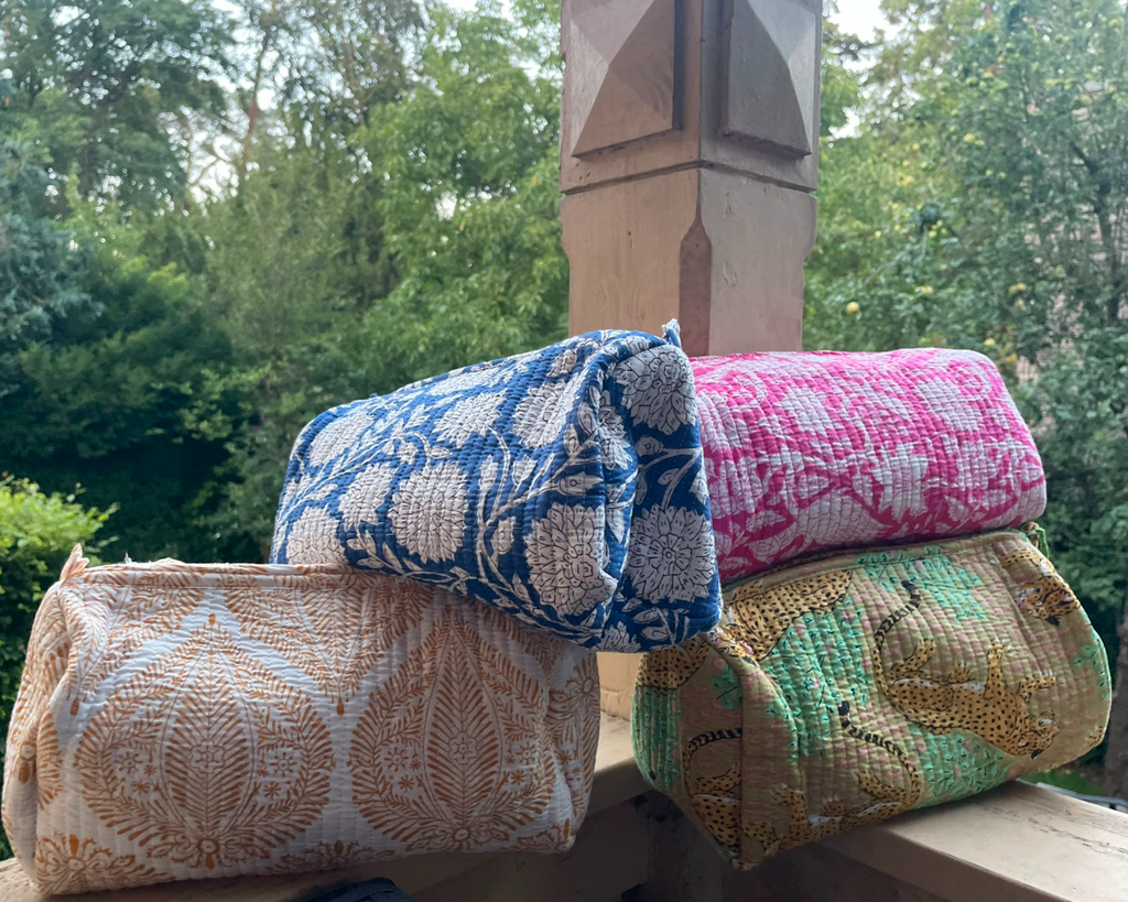 AZUL POUCH