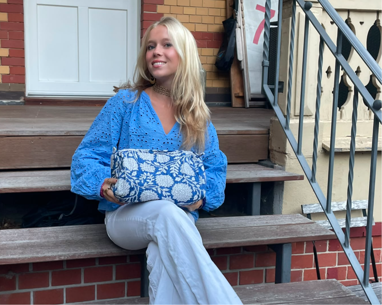 AZUL POUCH